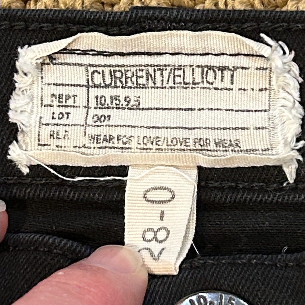 Current Elliott The High Waist Flare Jeans size 28 Black Distressed Frayed Hem - Picture 6 of 15